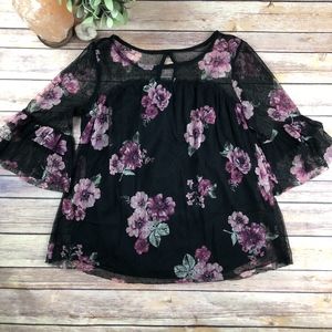 Boho Floral Top Size S Black Bell Sleeve